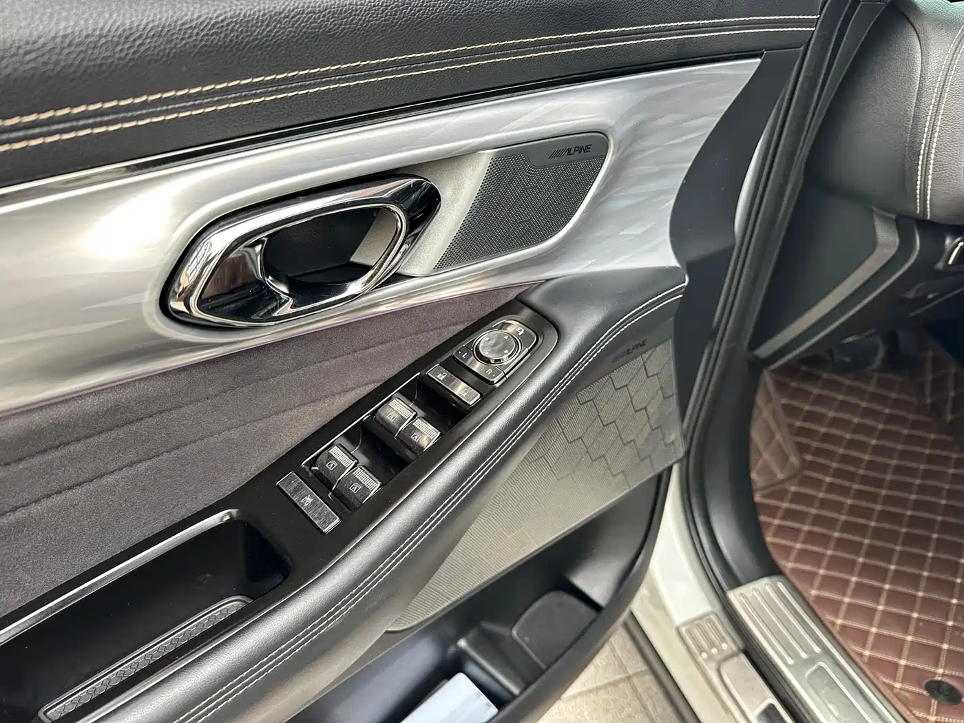 GAC Trumpchi Trumpchi GS8 2022 Pilot Series 2.0TGDI AWD Ultimate Edition (7-Seater) фото 6