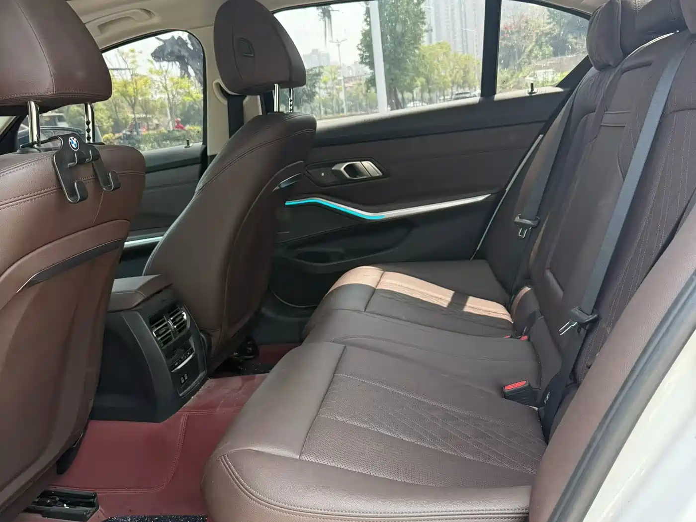 BMW 3 Series 2023 325Li M Sport Black Night Package фото 6
