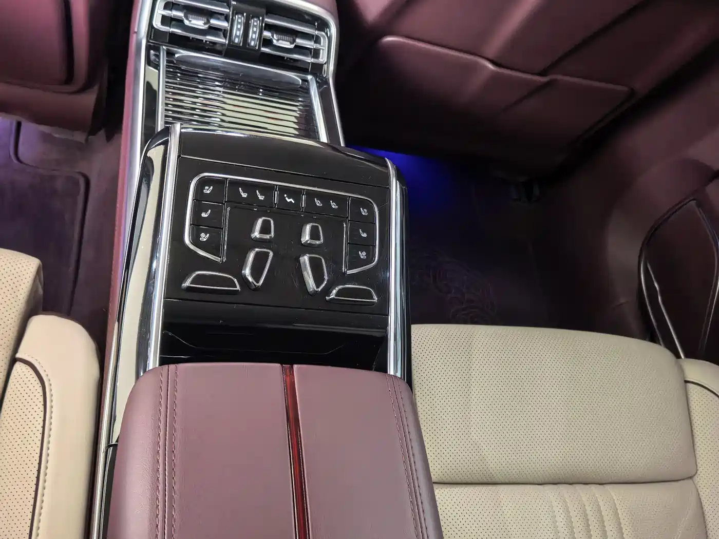 Hongqi H9 2020 3.0T Smart Connect Flagship 4-Seater фото 10