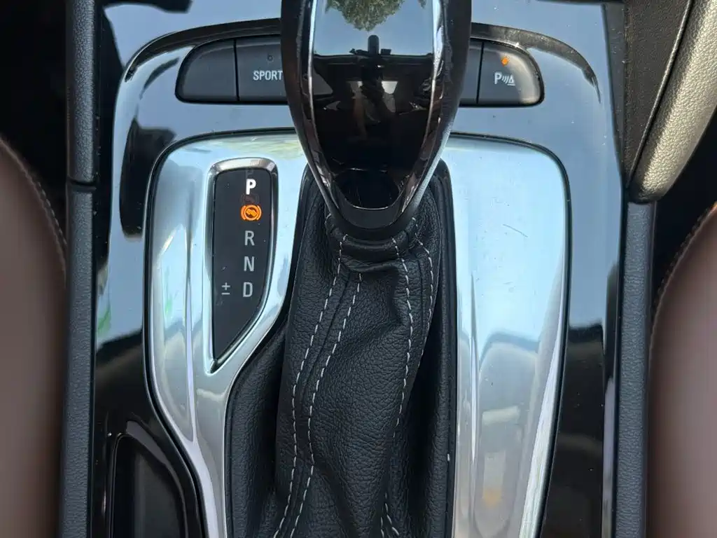 Buick Regal 2019 Model 20T Elite Type China V фото 24
