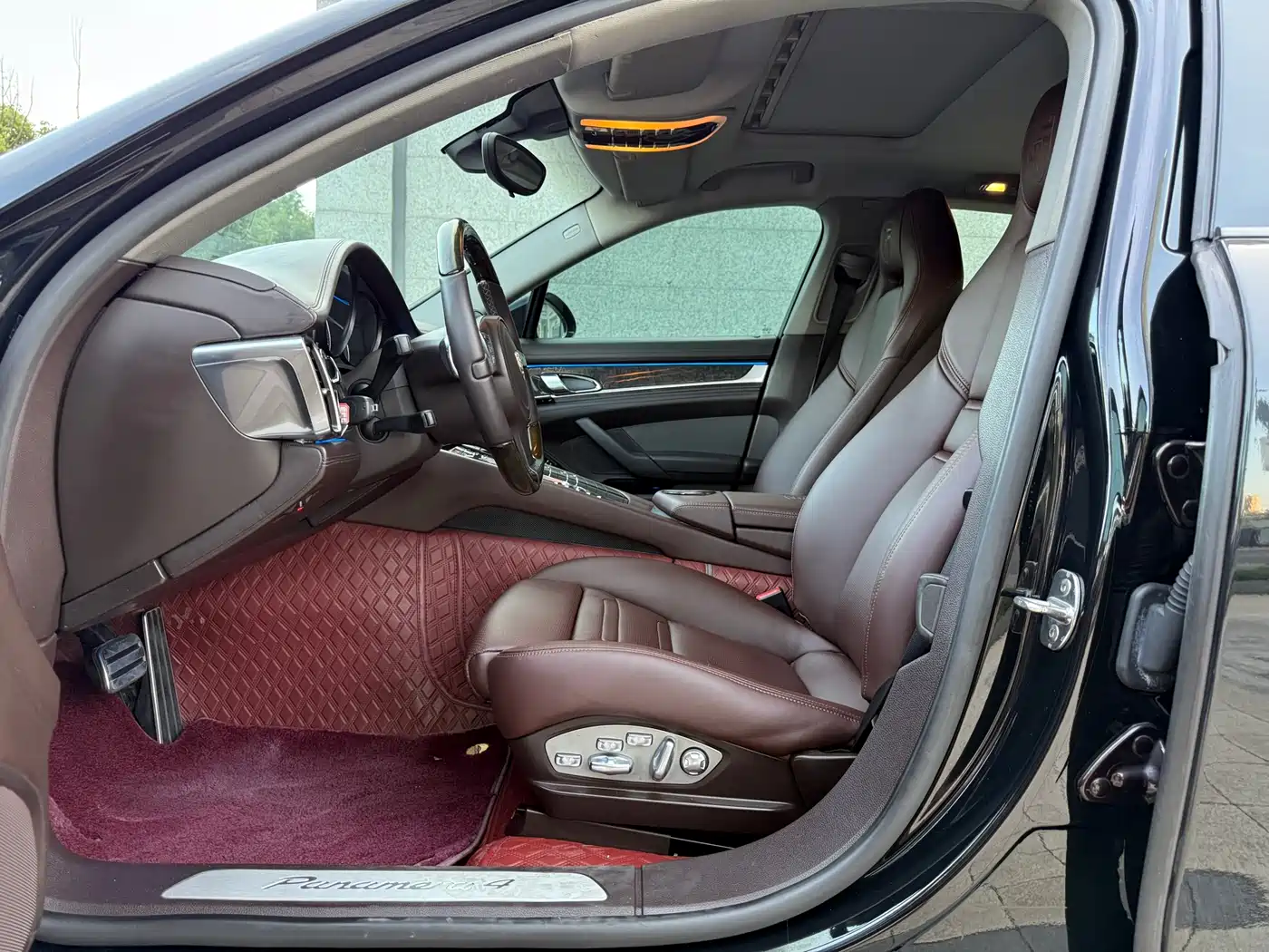 Porsche Panamera 2010 Panamera 4 3.6L фото 6