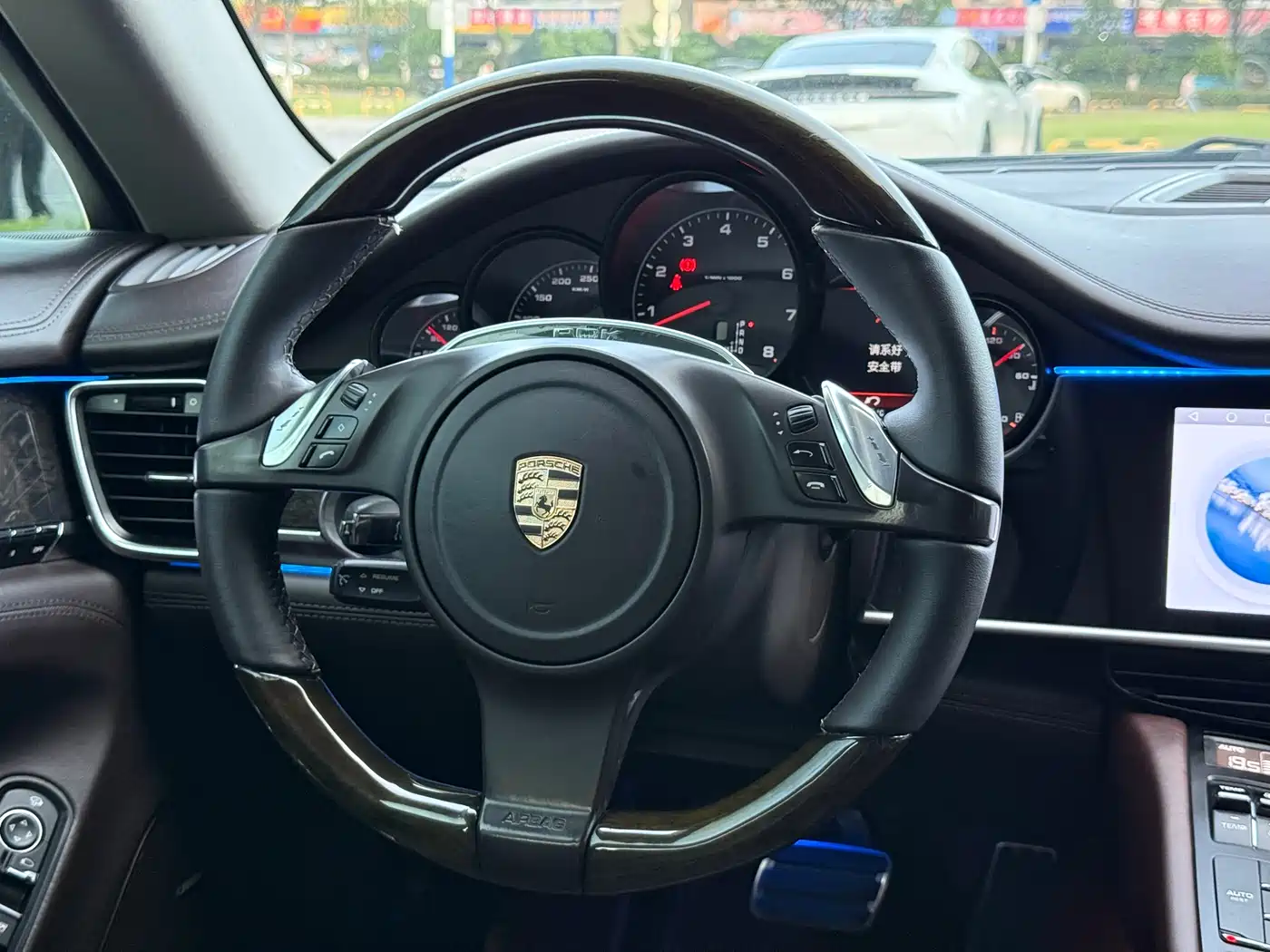 Porsche Panamera 2010 Panamera 4 3.6L фото 11