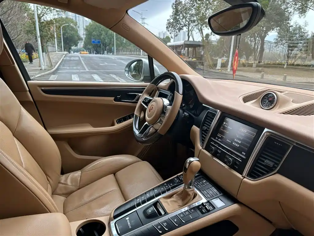 Porsche Macan 2014 Macan 2.0T фото 6