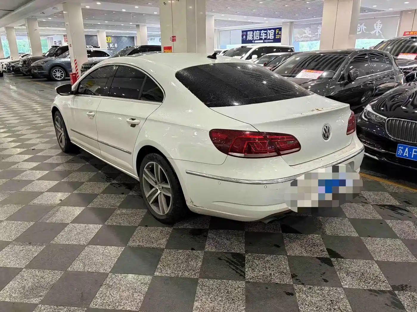 Volkswagen FAW-Volkswagen CC 2015 1.8TSI Luxury фото 4