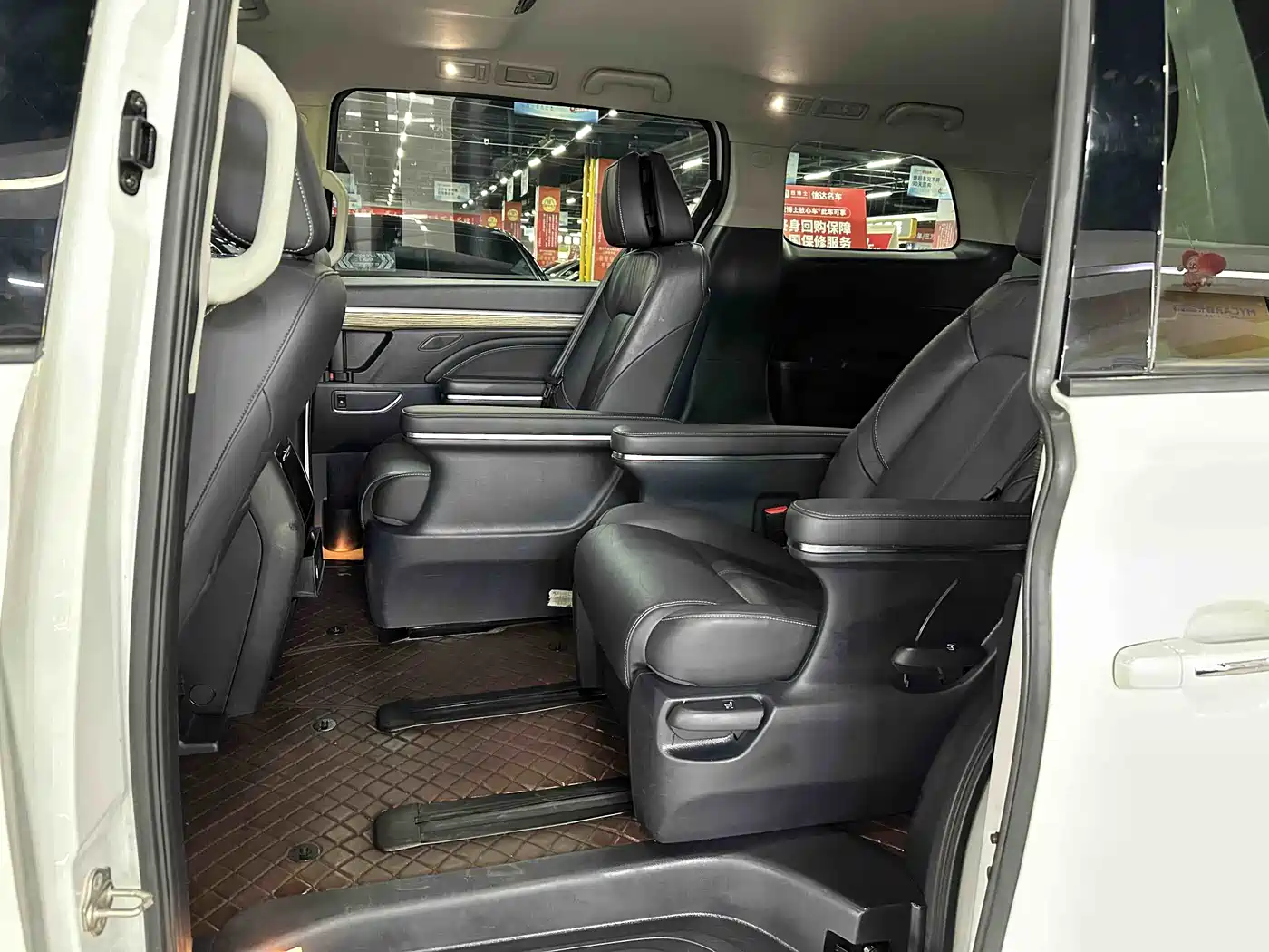 GAC TRUMPCHI M8