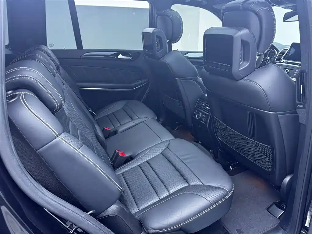 Mercedes-Benz GLS AMG 2017 AMG GLS 63 4MATIC фото 23