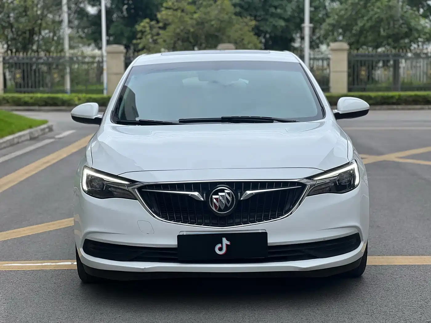 Buick Excelle 2021 Facelift 1.3T Auto Mild Hybrid Progressive фото 2