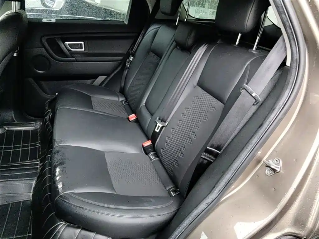 Land Rover Discovery Sport 2017 2.0T PURE фото 24