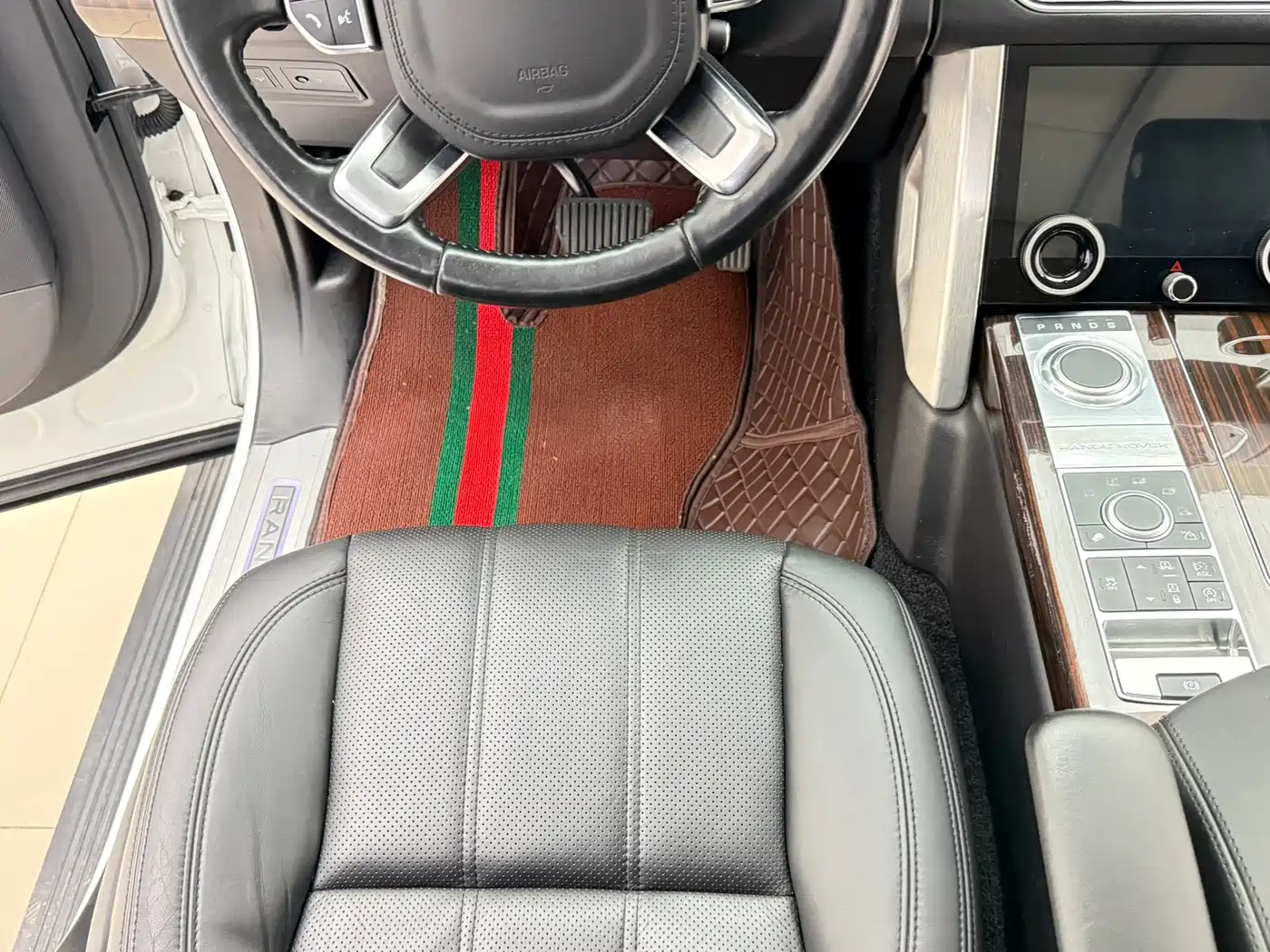 Land Rover Range Rover 2016 3.0 SC V6 Vogue LWB фото 9