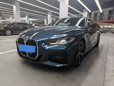 BMW 4