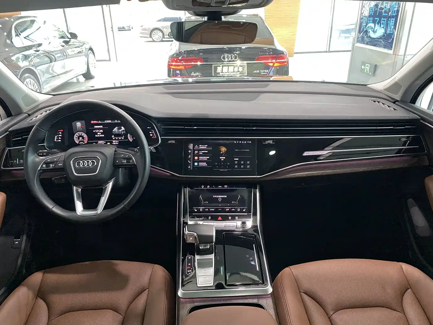 Фото 7 - Audi Q7