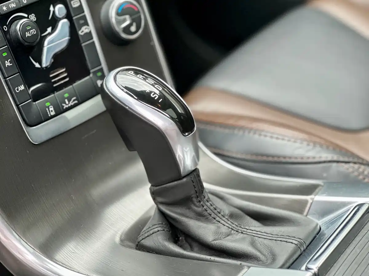 Volvo XC60 (Import) 2014 2014 T5 Wisdom & Elegance