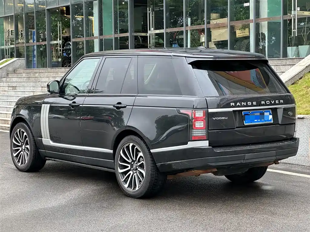 Land Rover Range Rover 2014 3.0 SC V6 Vogue фото 3
