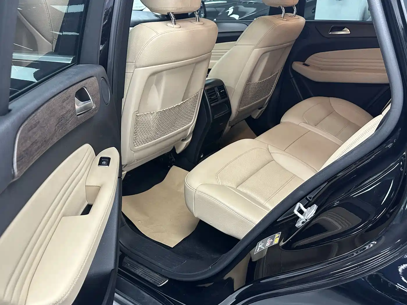 Mercedes-Benz GLE Coupe 2015 GLE 320 4MATIC Coupe SUV фото 6