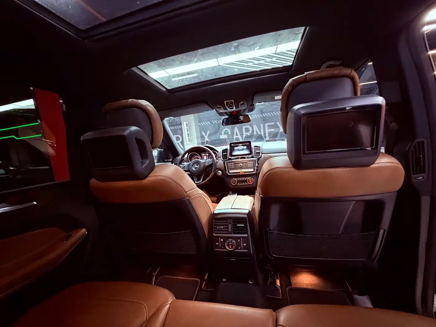 Mercedes-Benz GLS 2017 GLS 500 4MATIC фото 39