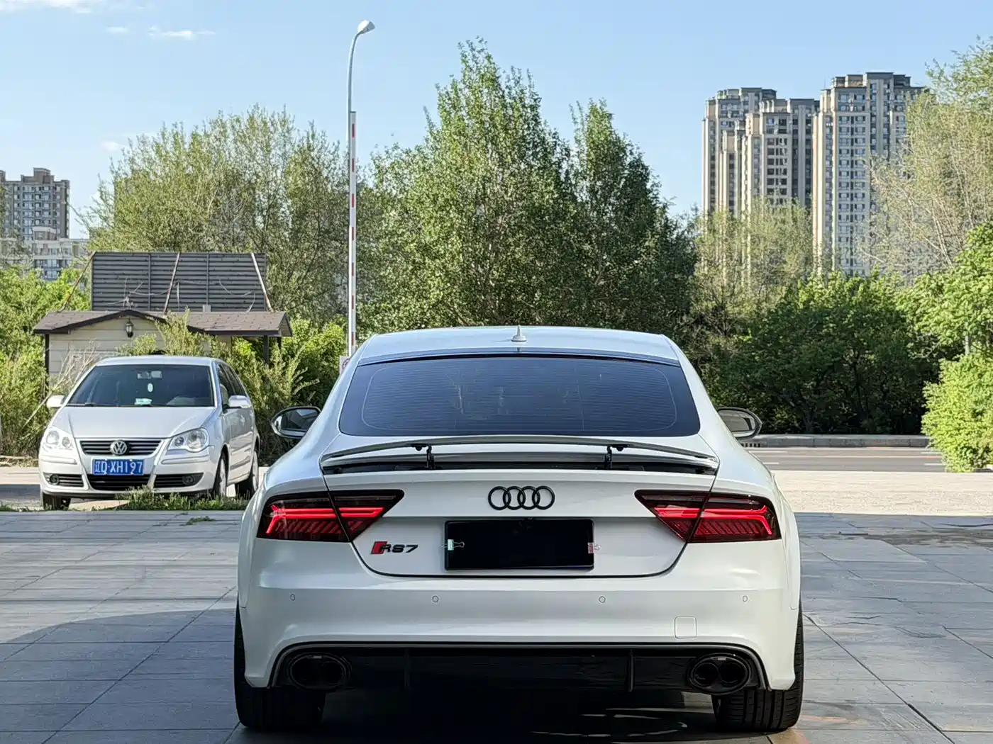 Audi RS 7 2016 RS 7 4.0T Sportback Performance фото 4