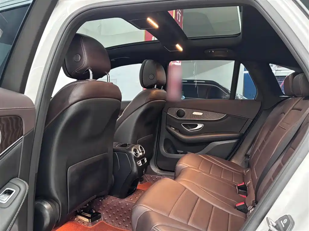 Mercedes-Benz GLC 2020 Facelift GLC 300 L 4MATIC Dynamic фото 10