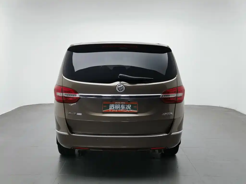 Фото 4 - Buick GL8