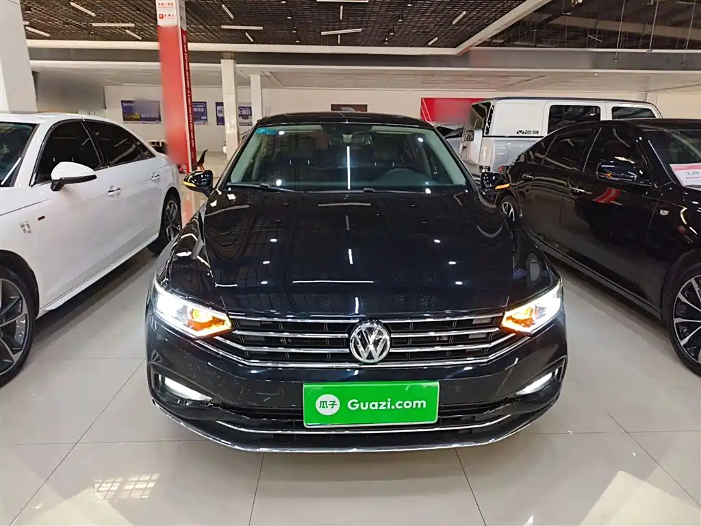 Volkswagen Magotan 2020 330TSI DSG Leading фото 3