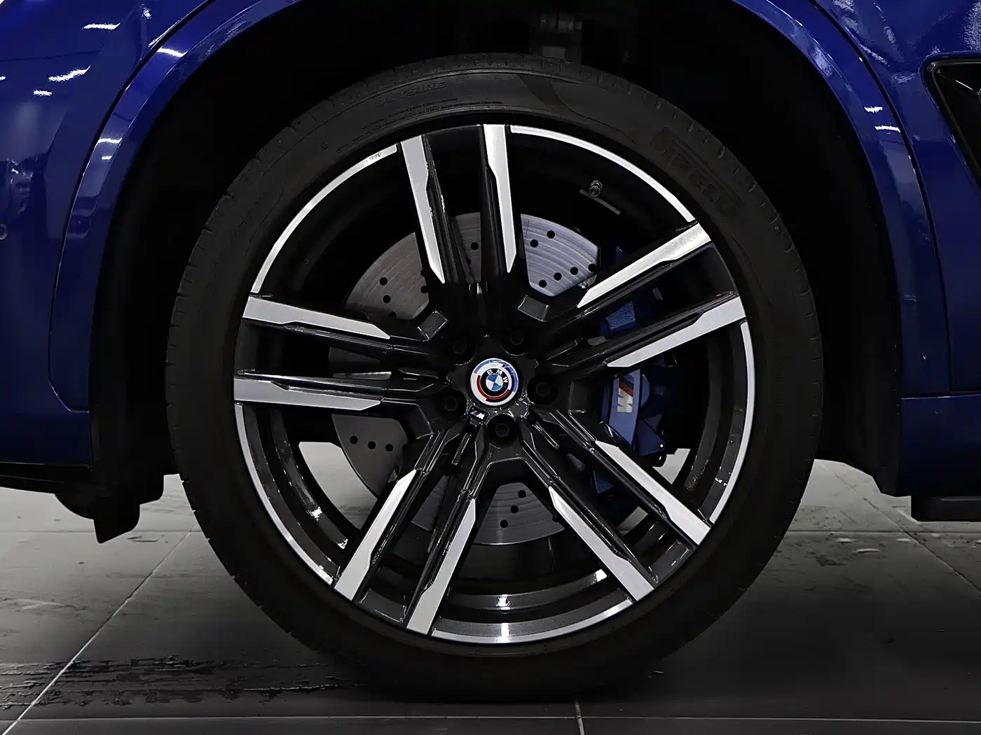  X5M