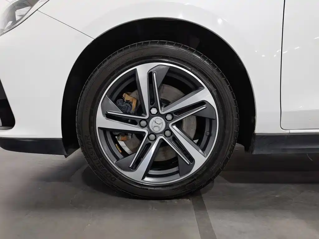 BAIC Beijing EU5 2021 2019 R500 Smart Wind Edition