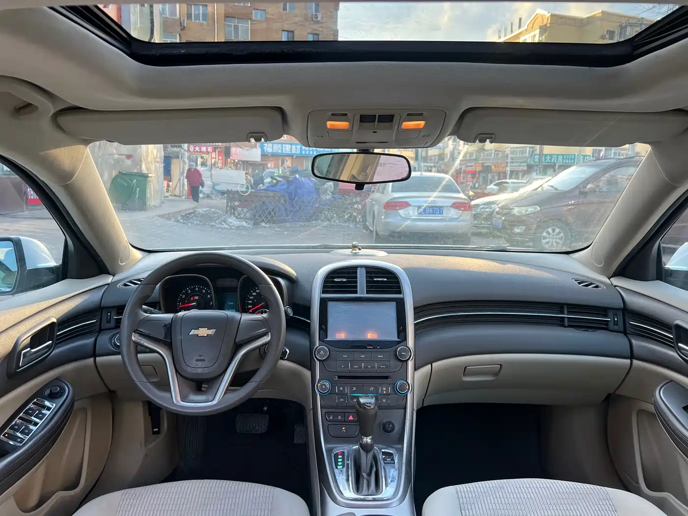 Chevrolet Malibu 2013 2.0L Automatic Luxury Edition фото 7