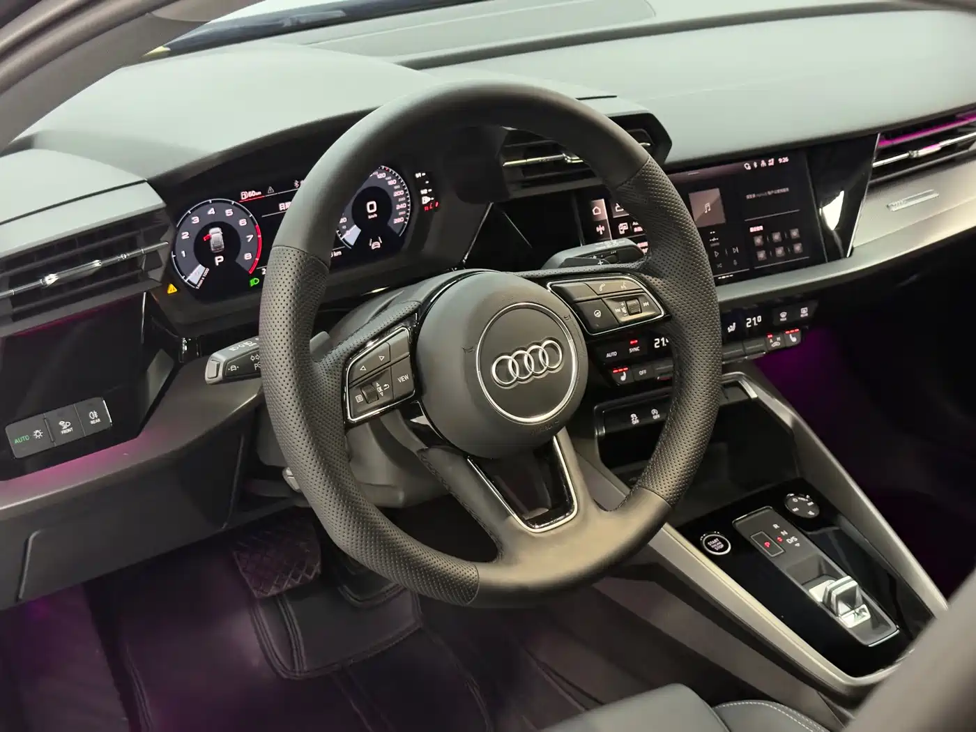 Audi A3 2023 Facelift Sportback 35 TFSI Fashion Sport фото 11