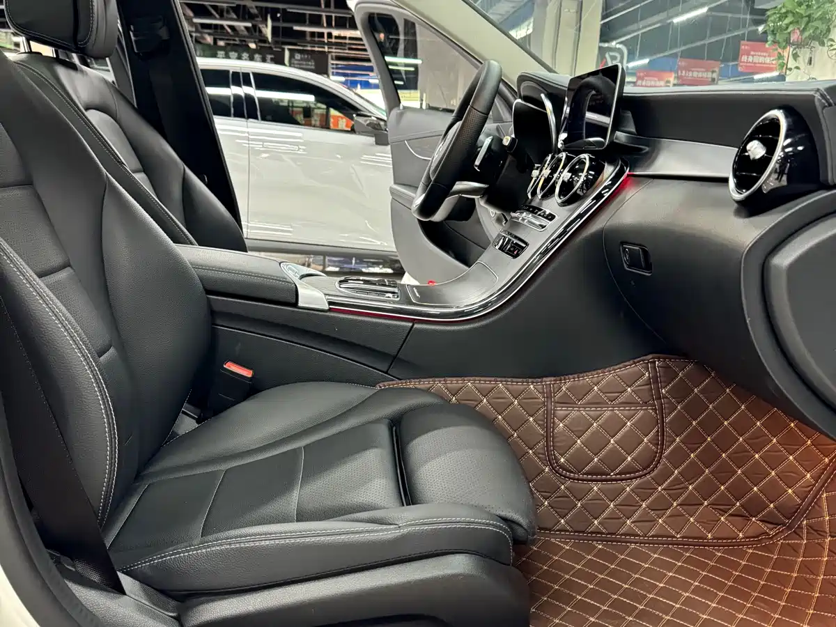 Mercedes-Benz C-Class 2021 C 200 L Fashion Sport Edition фото 17