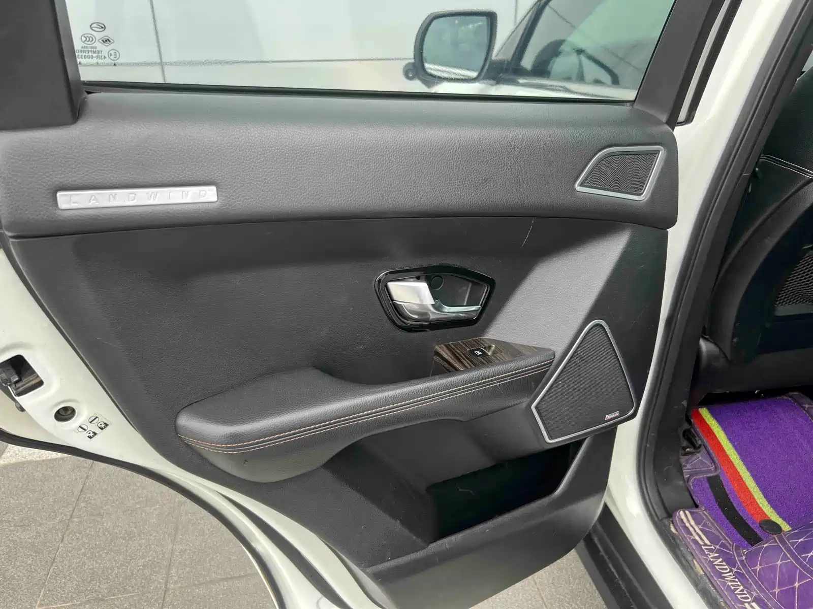 Фото 26 - Landwind X7