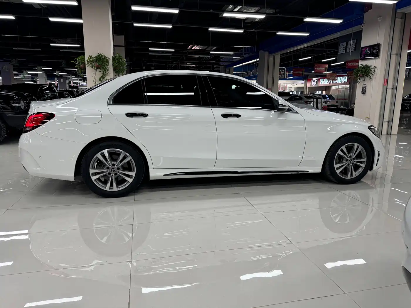 Mercedes-Benz C-Class 2021 C 200 L Fashion Sport Edition фото 8
