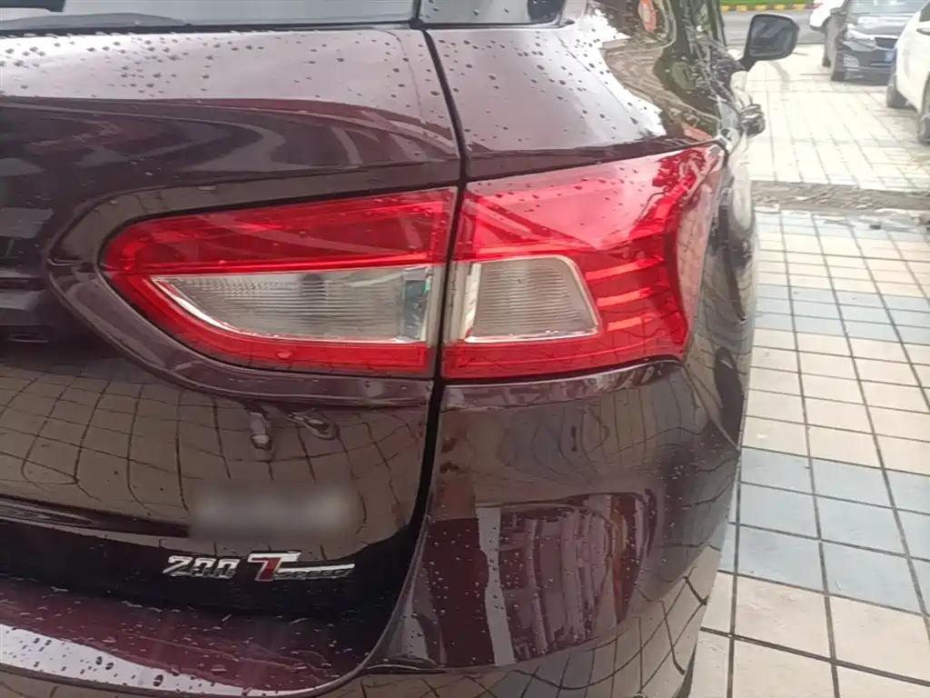 GAC Trumpchi Trumpchi GS4 2015 200T G-DCT Luxury Edition фото 8