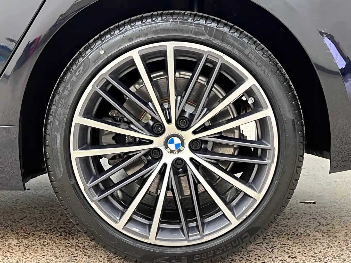 BMW 5 Series 2022 Facelift 530Li Leading M Sport Package фото 14