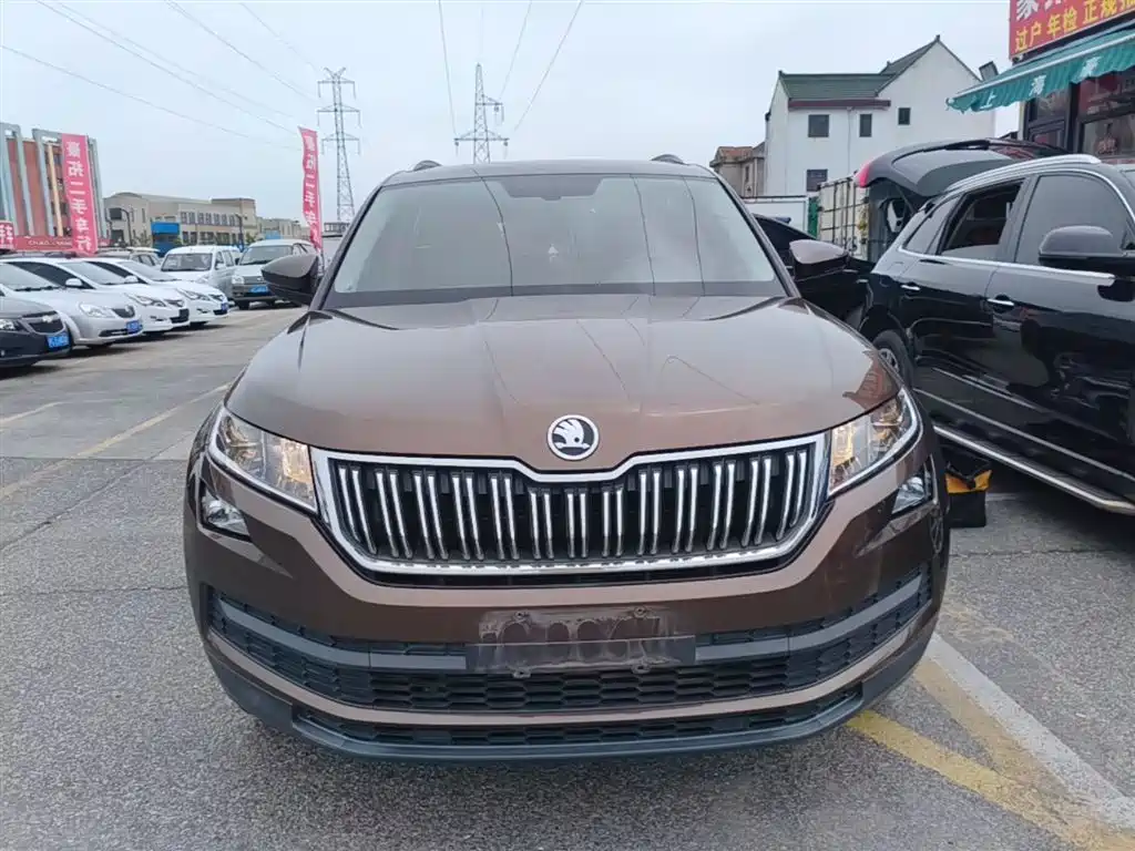 Škoda Kodiaq 2018 Facelift TSI330 5-seat 2WD Comfort Edition фото 3