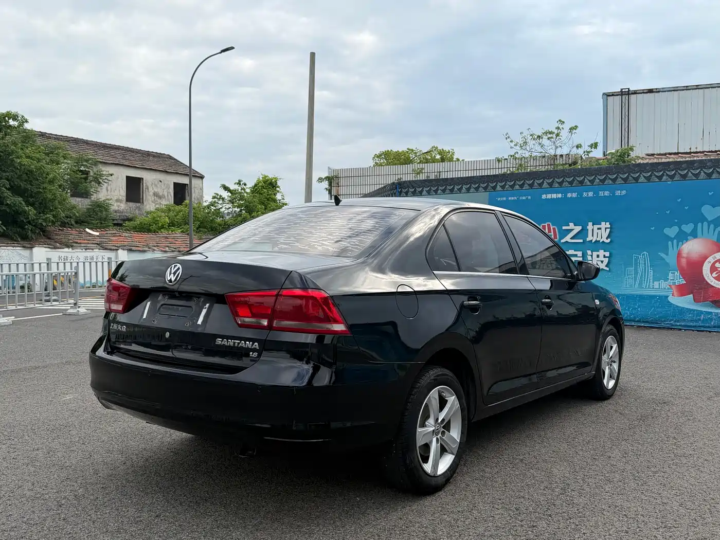 Volkswagen Santana 2015 1.6L Automatic Comfort Edition фото 5