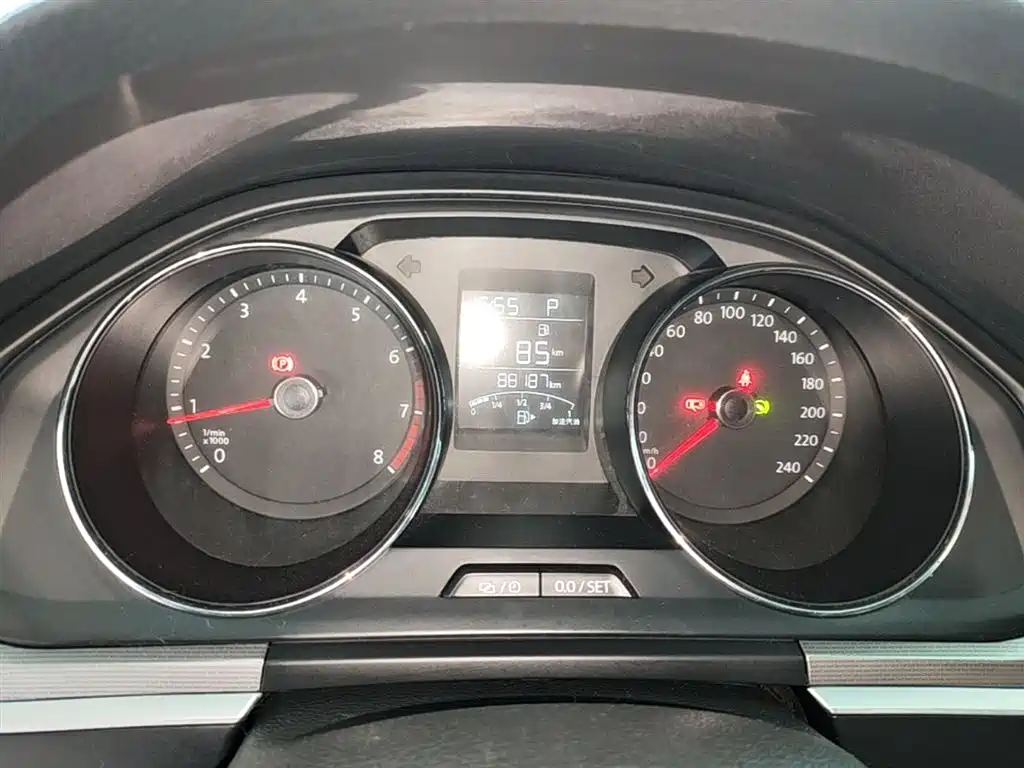 Volkswagen Bora 2016 Model 1.6L Automatic Fashion фото 12