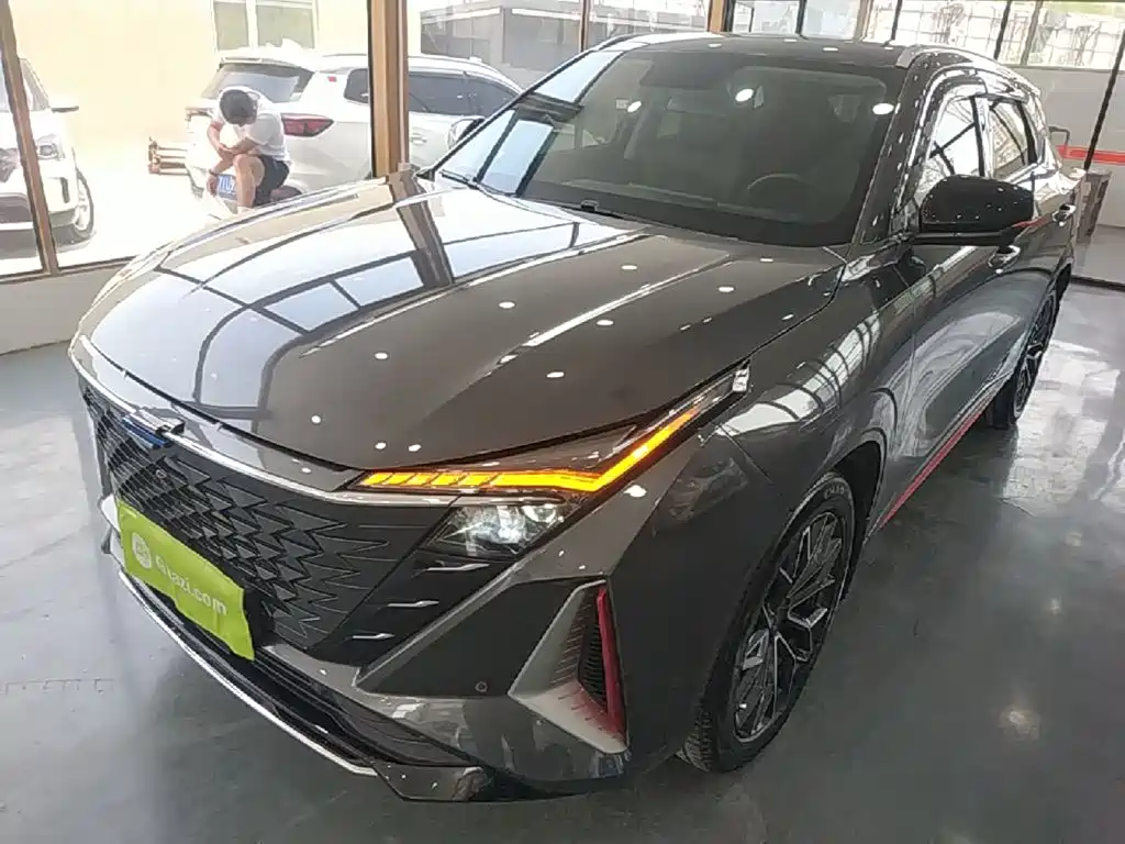 Changan Oshan Z6 2023 Blue Whale 1.5T DCT Smart Leader Urban Edition