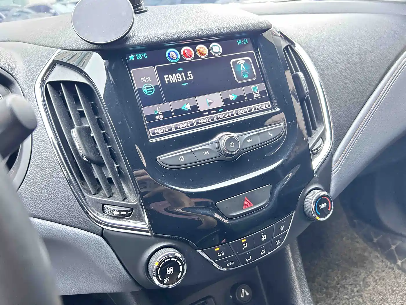 Chevrolet Cruze 2017 1.4T DCT Stylish фото 17