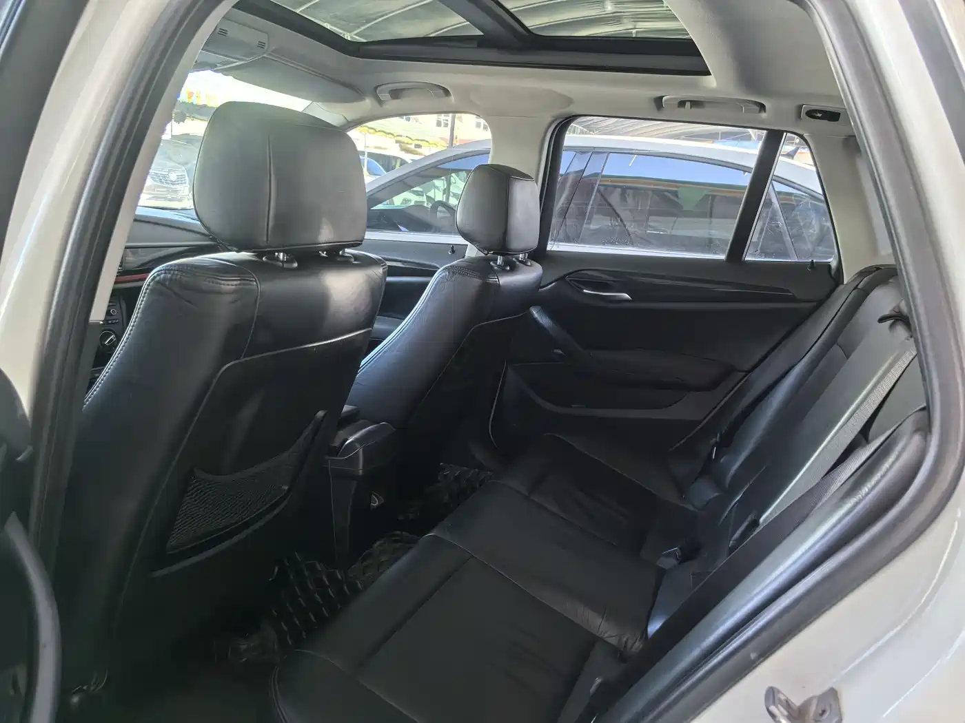 BMW X1 2015 Model sDrive18i Fashion Advanced Edition фото 10