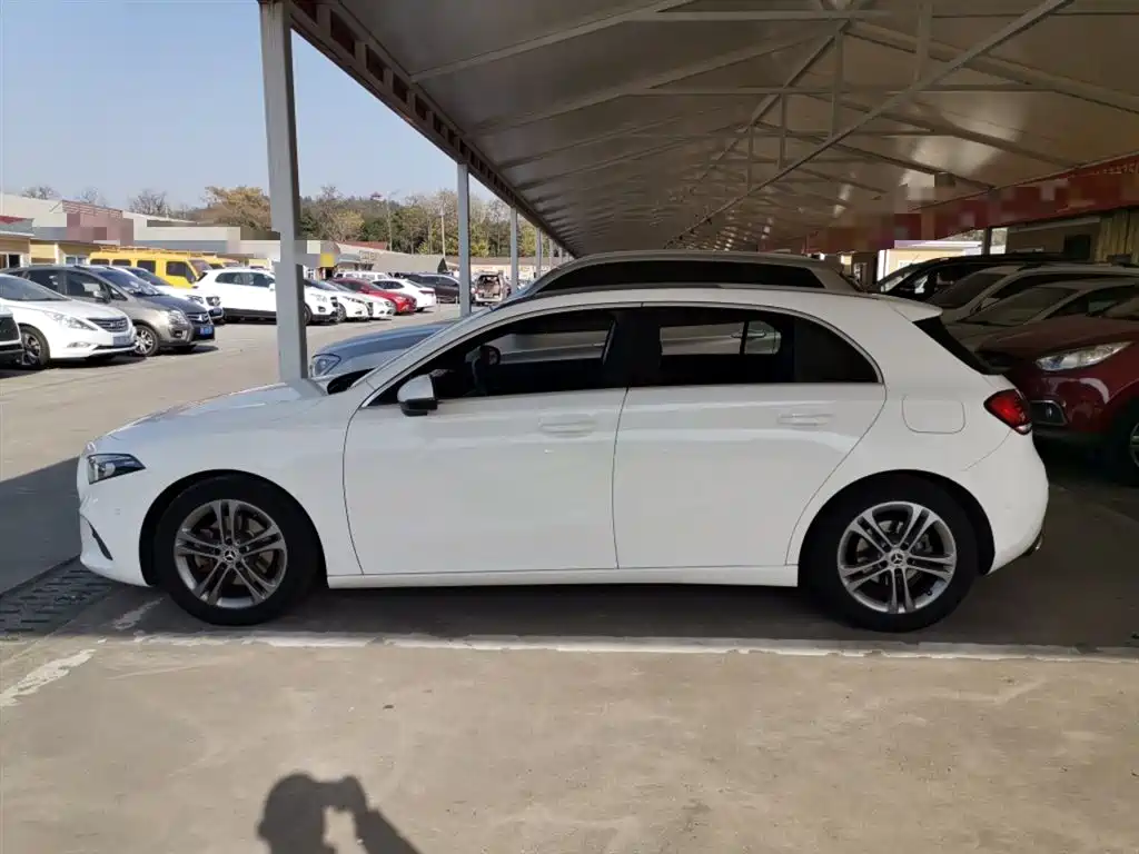 Mercedes-Benz A-Class (Import) 2019 A 200 Dynamic Version фото 21