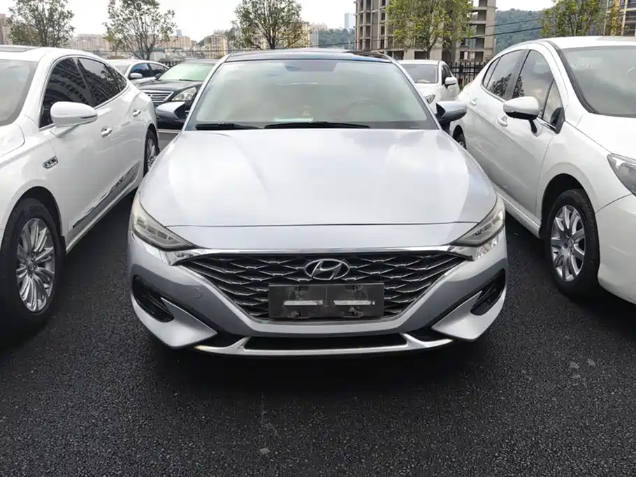 Hyundai Fista 2019 280TGDi Smart Speed Edition China VI фото 2