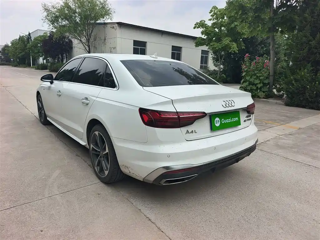 Audi A4L 2020 40 TFSI Fashion Dynamic Edition фото 7