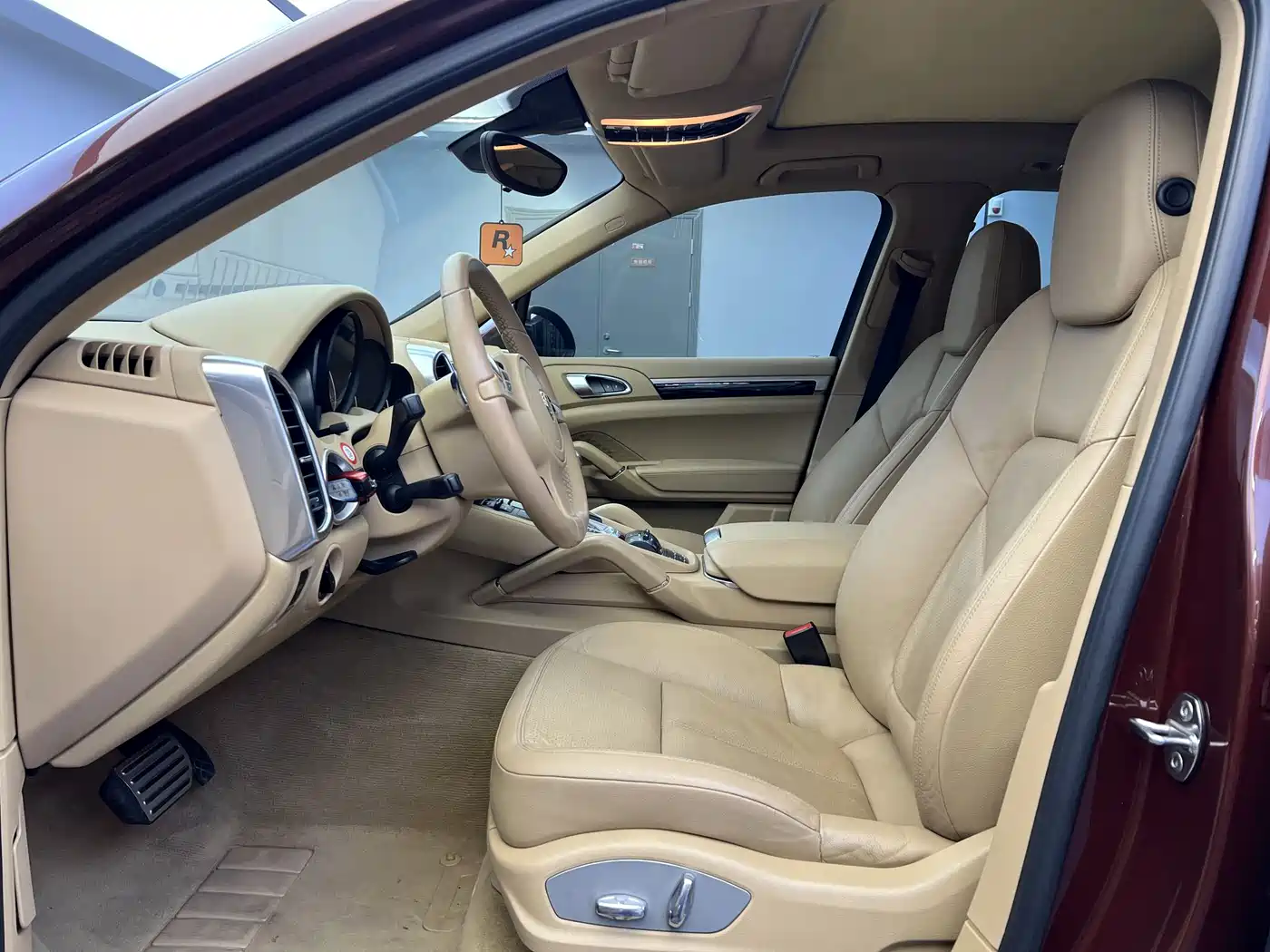 Porsche Cayenne 2011 Cayenne 3.0T фото 14