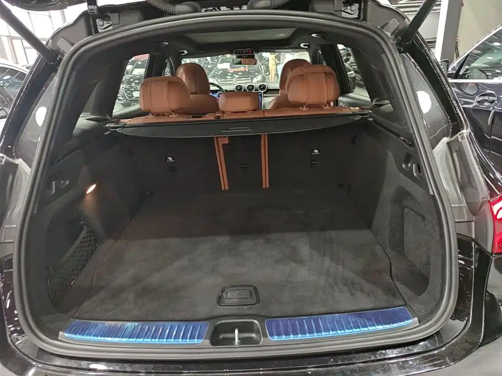 Mercedes-Benz GLC 2023 Facelift GLC 260 L 4MATIC Sport 5-Seater фото 19