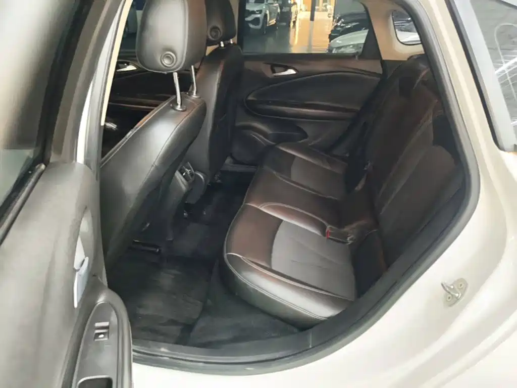 Buick Verano 2015 2015 Sedan 20T Dual-clutch Leading