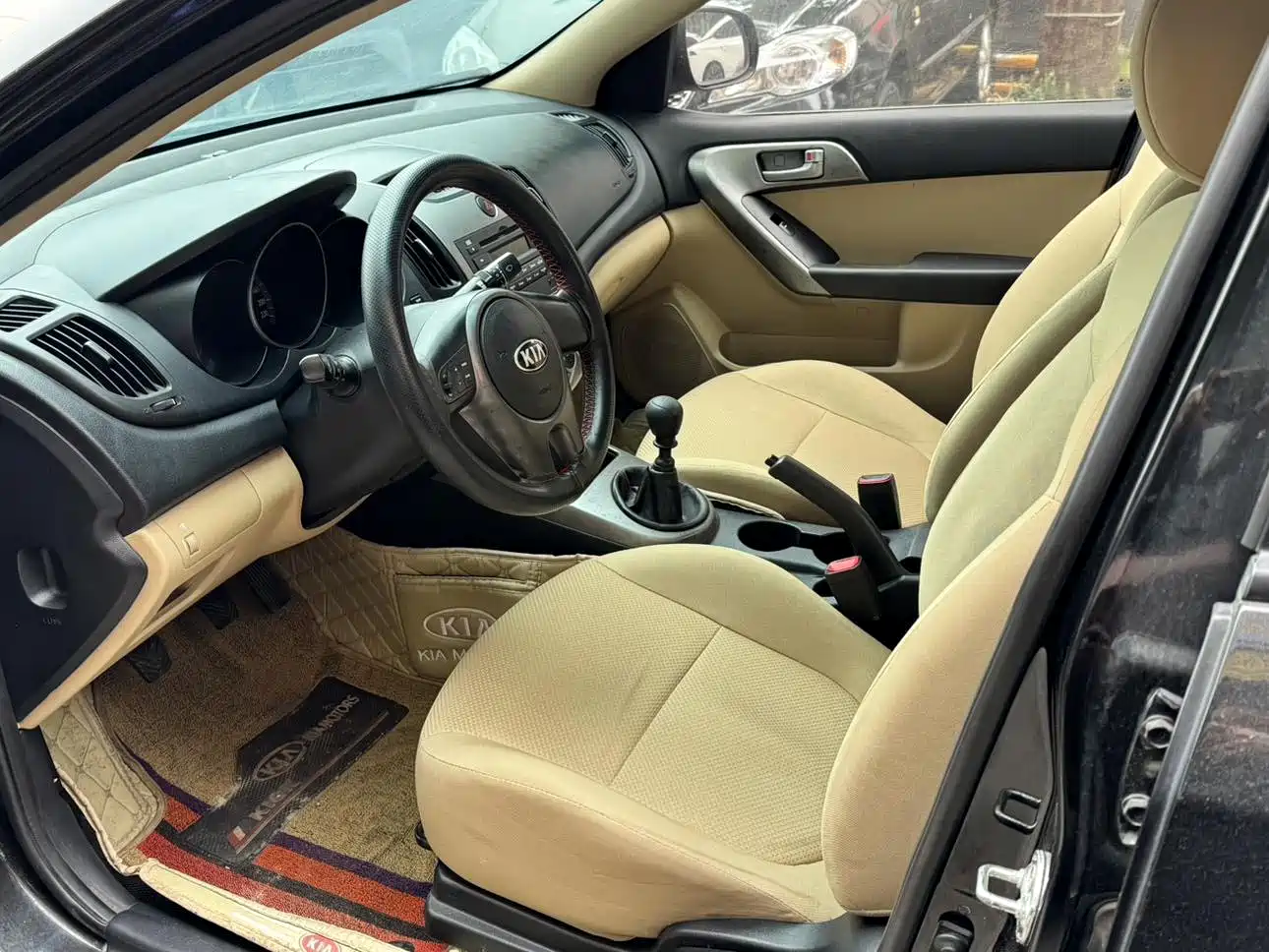 Kia Forte 2013 2012 1.6L MT GL Commemorative Edition