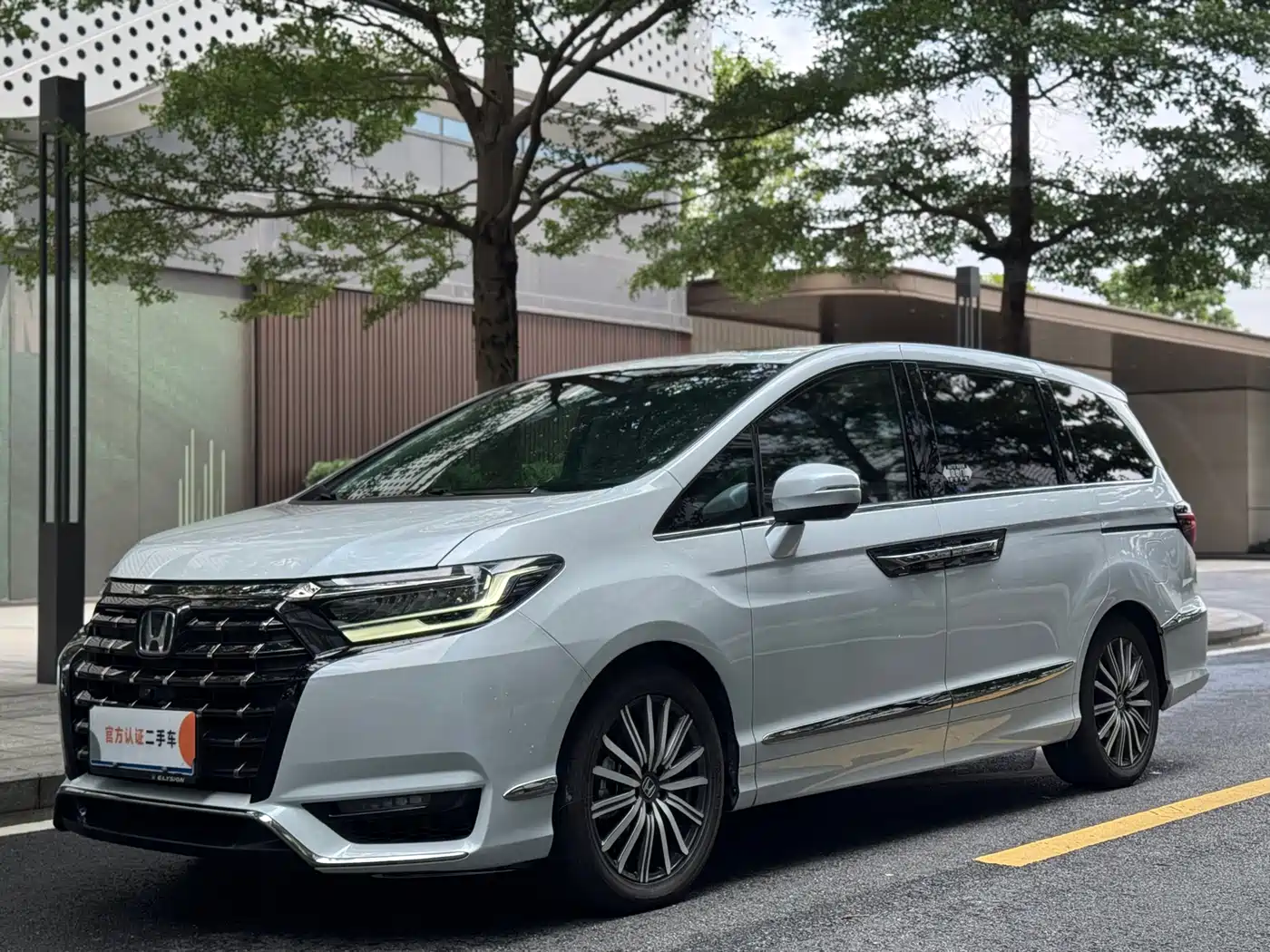 Honda Elysion 2024 2.0L e:HEV Luxury Edition