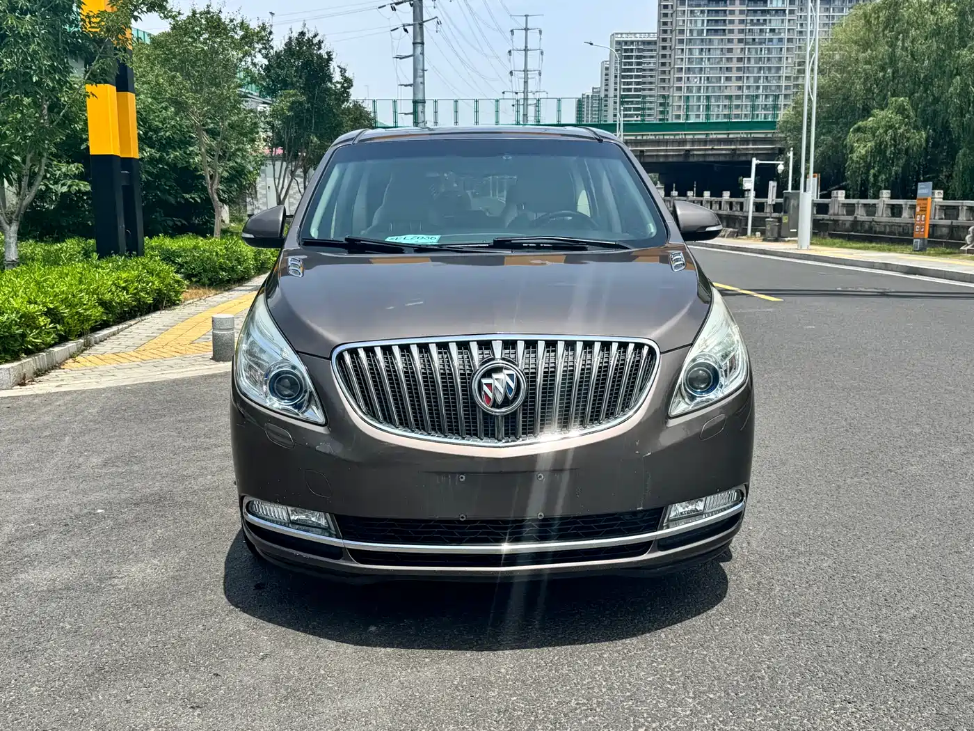 Buick GL8 2014 2.4L LT Luxury Business Executive фото 2