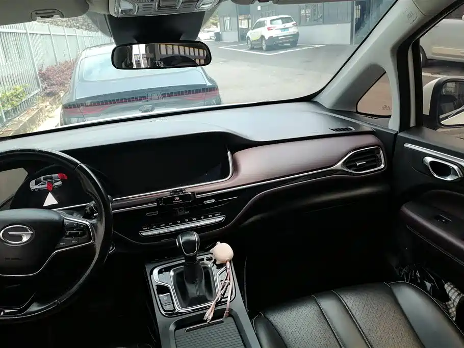 GAC Trumpchi Trumpchi M6 2021 270T DCT Honor Edition (7-seater) фото 12