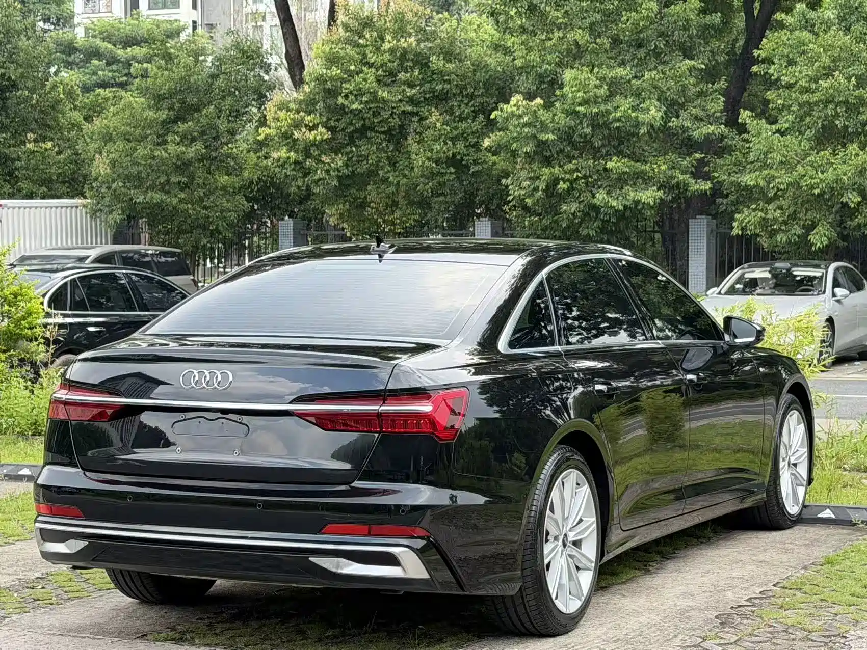 Photo 12 - Audi A6L