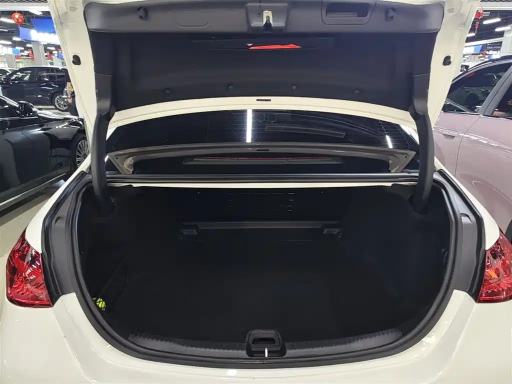 Mercedes-Benz C-Class 2022 Facelift C 260 L Sport фото 15
